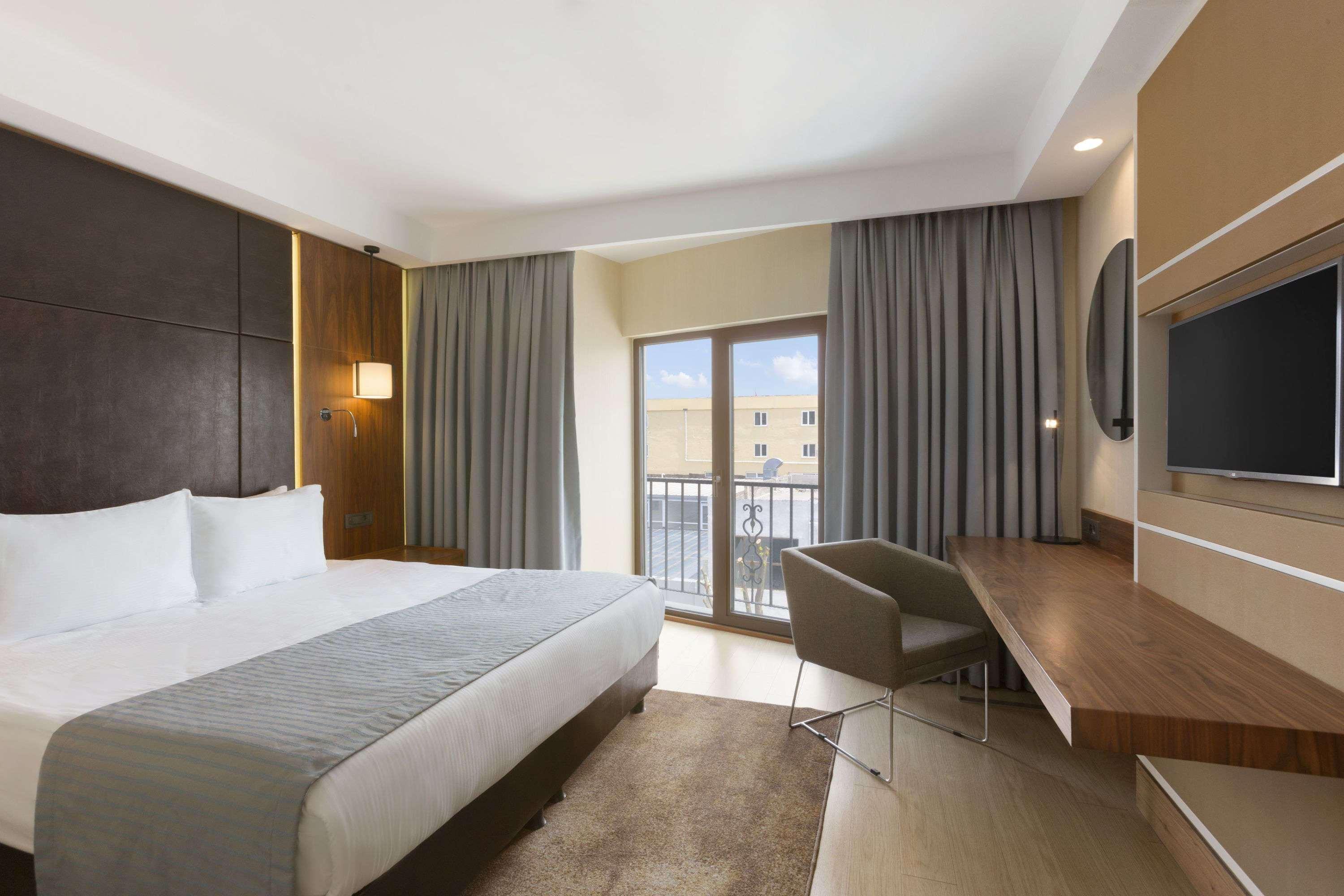 Hotel Ramada By Wyndham Istanbul Florya Zewnętrze zdjęcie