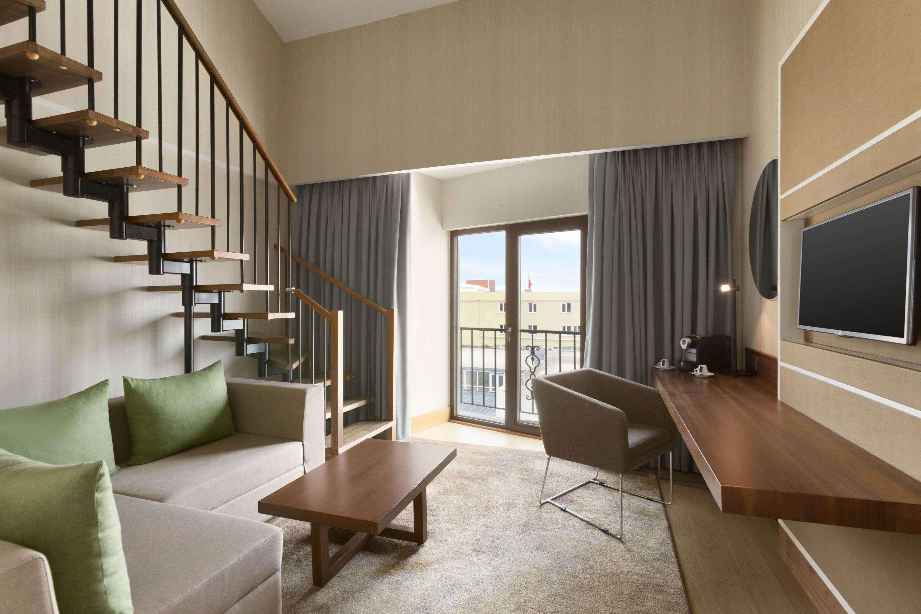 Hotel Ramada By Wyndham Istanbul Florya Zewnętrze zdjęcie