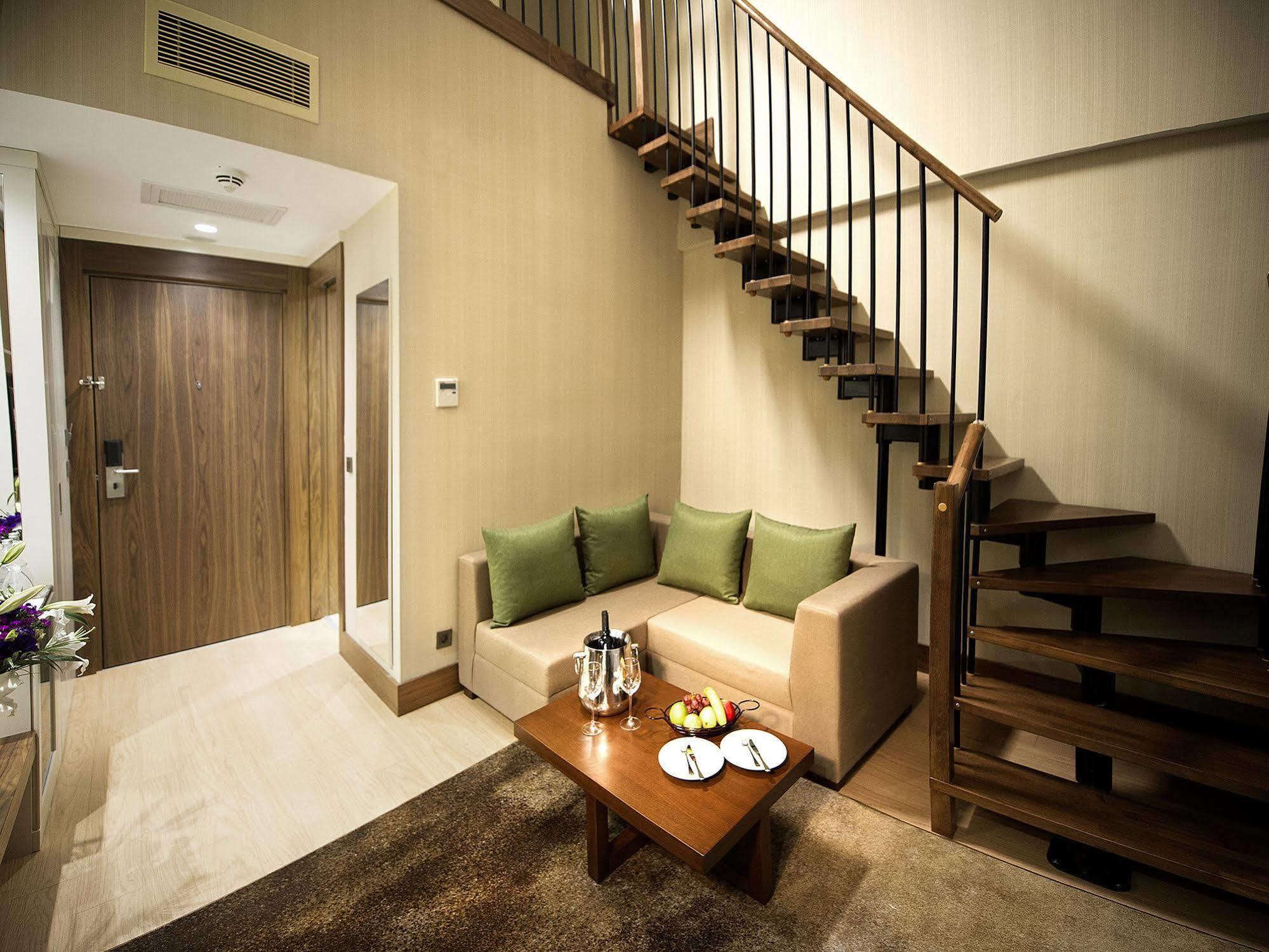 Hotel Ramada By Wyndham Istanbul Florya Zewnętrze zdjęcie